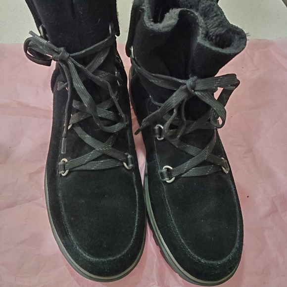 Baretraps Waterproof Thermal Boots.Size 7.5 - Picture 6 of 9